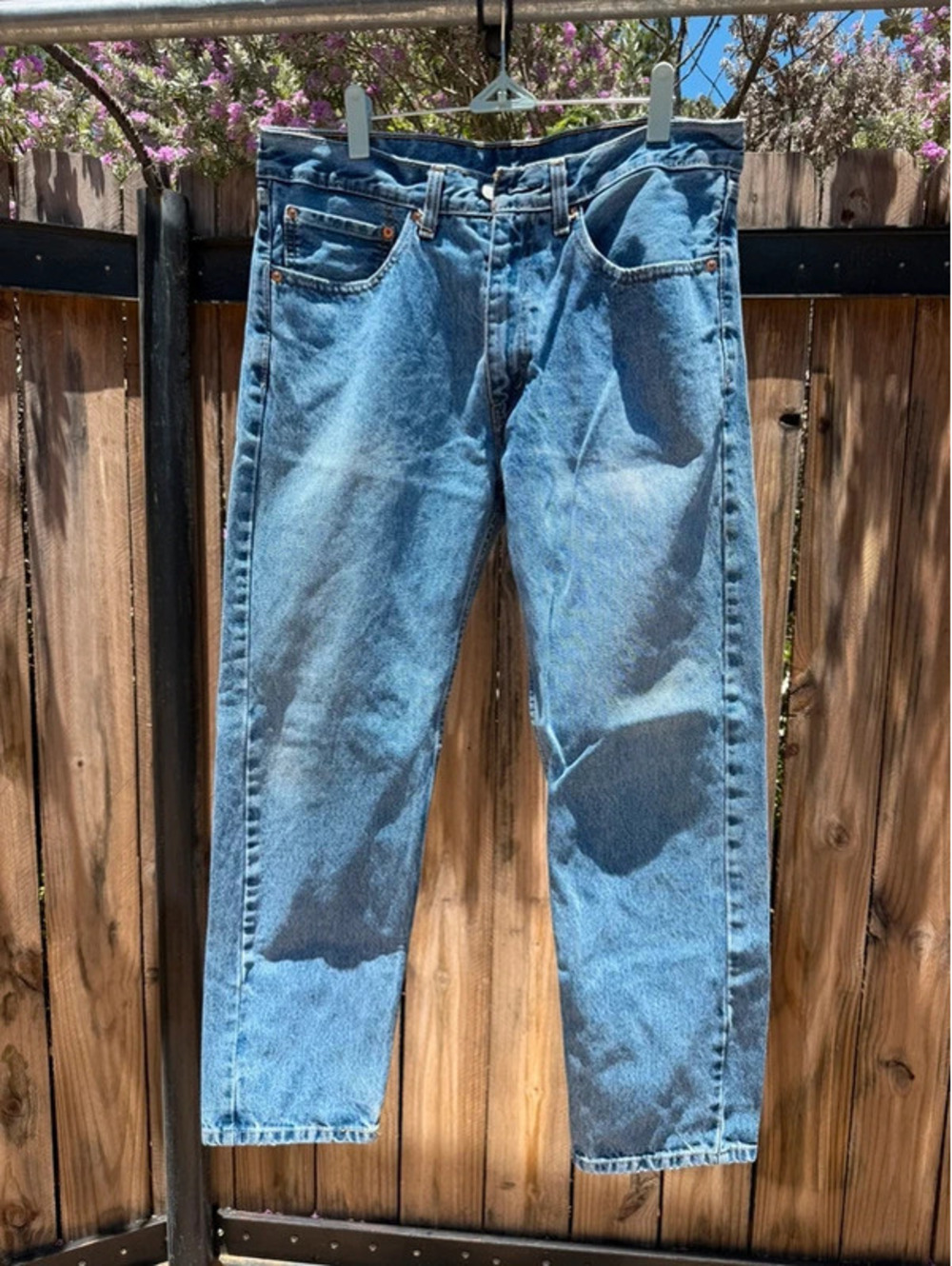 Levis! Mens 34x30 Great condition- perfect for school clothes and everyday wear!
